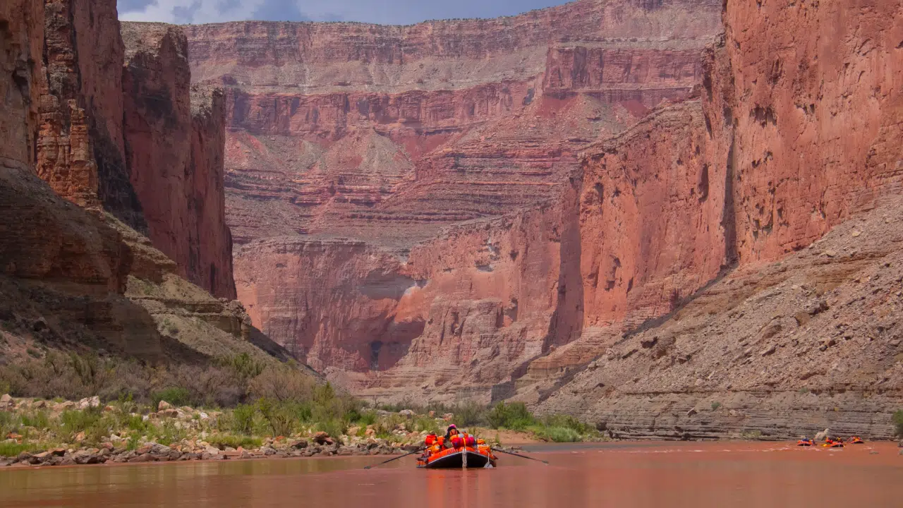 Hatch River Expeditions Oar boats on the water of Colorado