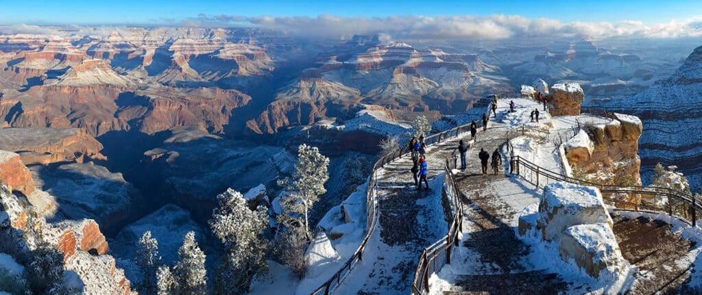 Mather Point vista at the Grand Canyon South Rim on a cold winter day with some snow on the ground