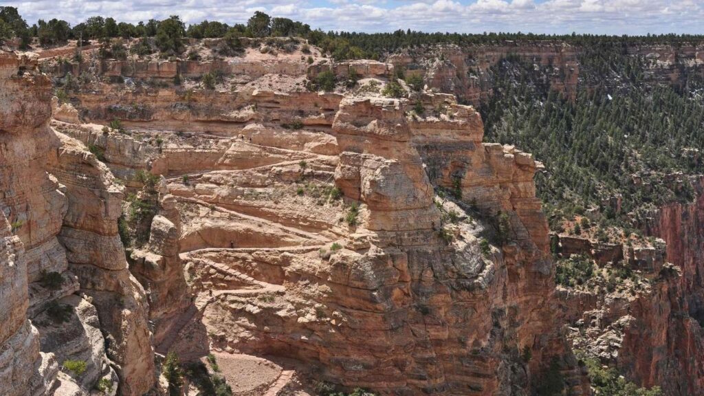 The South Kaibab trail cutting through the kaibab formation credit: NPS